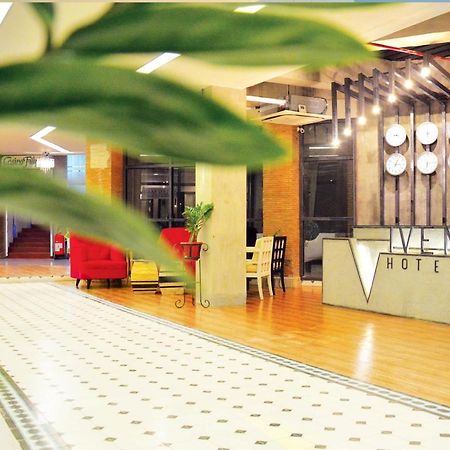 Viven Hotel Laoag Luaran gambar