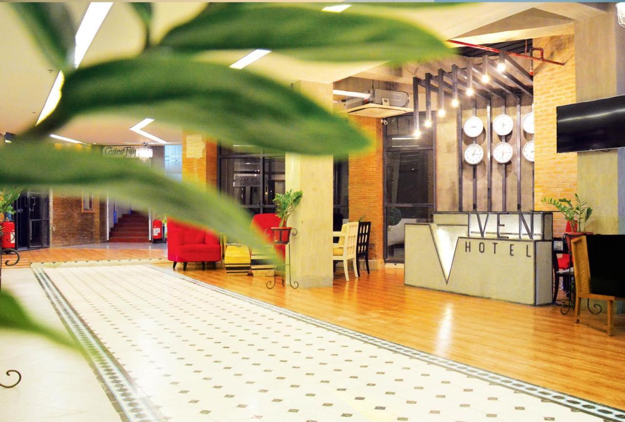 Viven Hotel Laoag Luaran gambar